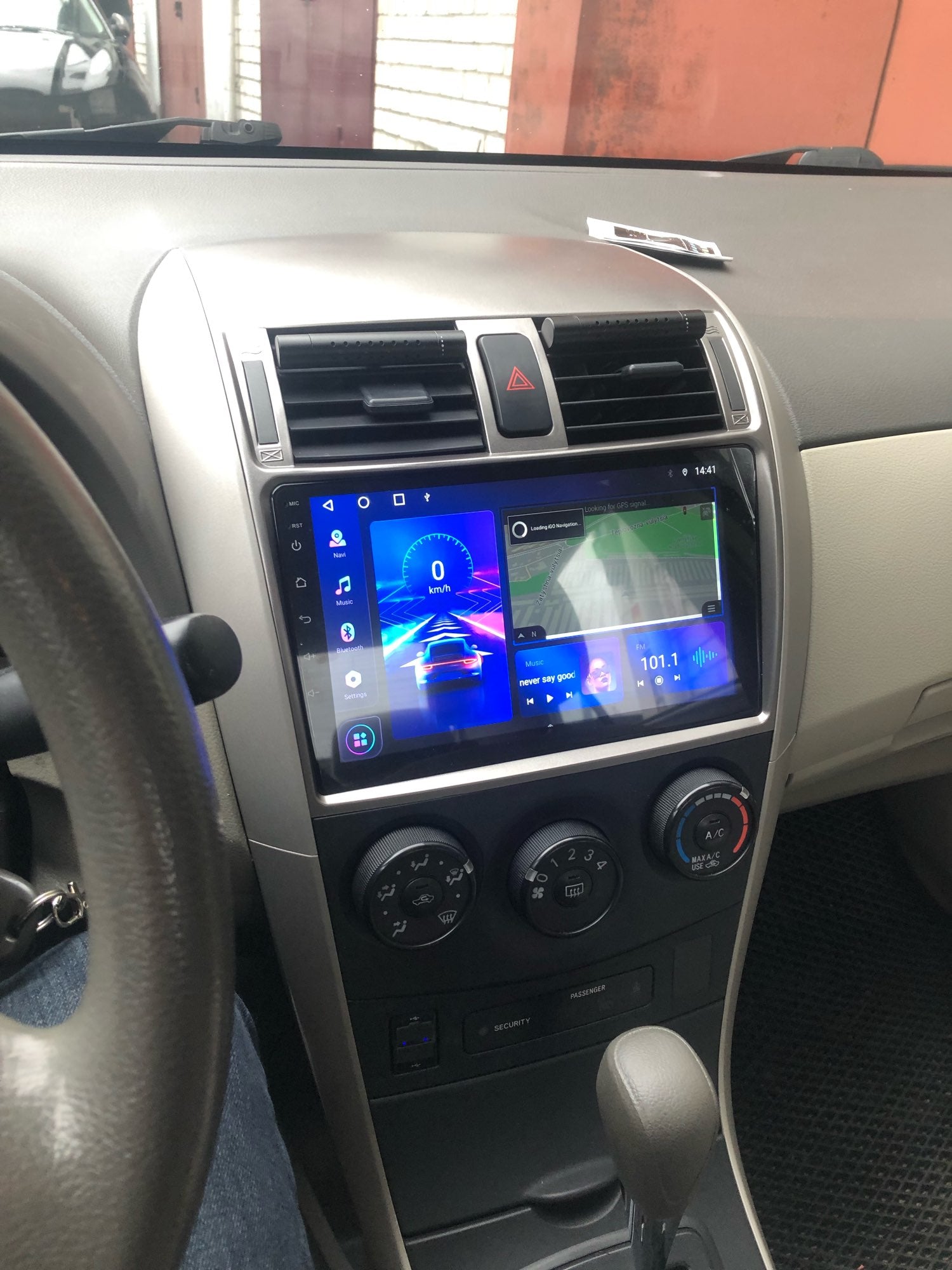 Toyota Corolla | 2007-2013 | Android Screen - Image 2