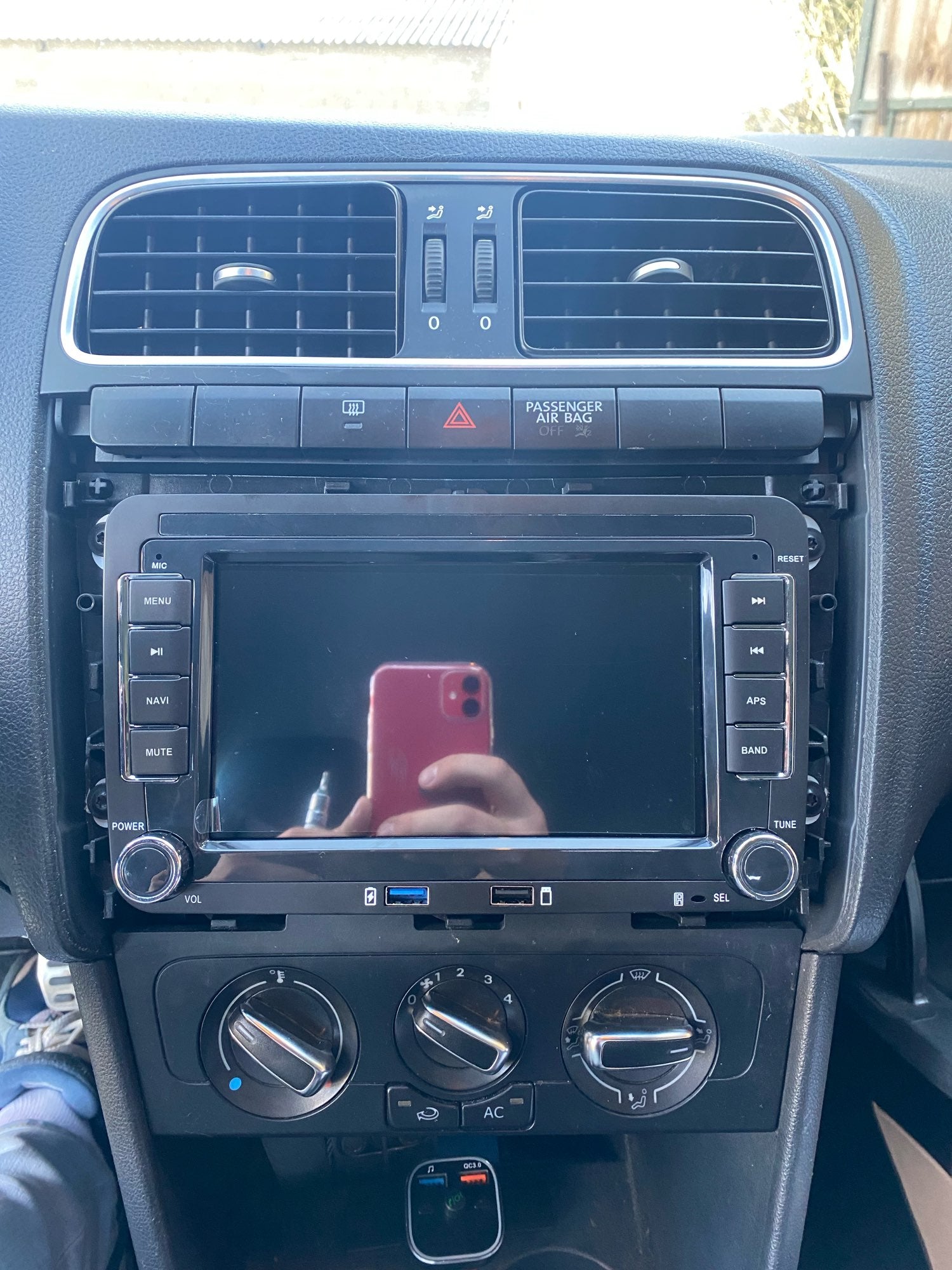 Volkswagen Polo | 2009-2014 | Android Screen - Image 4